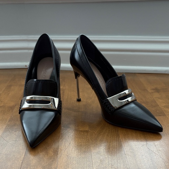 Alexander McQueen Shoes - Alexander McQueen black and silver stilettos